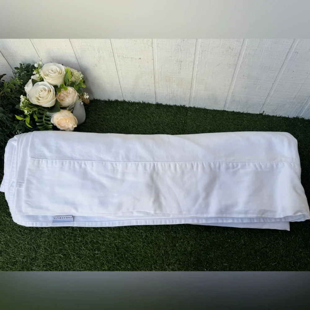 PARACHUTE Percale Top Sheet In white Flat sheet only like new never used